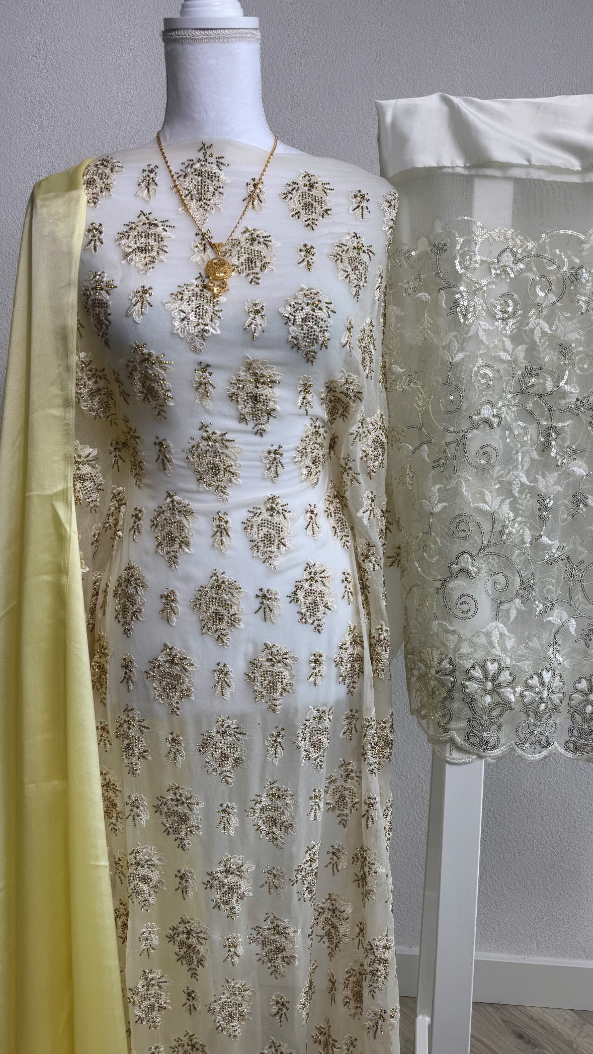 Pearl Lace Dirac Set - White & Yellow